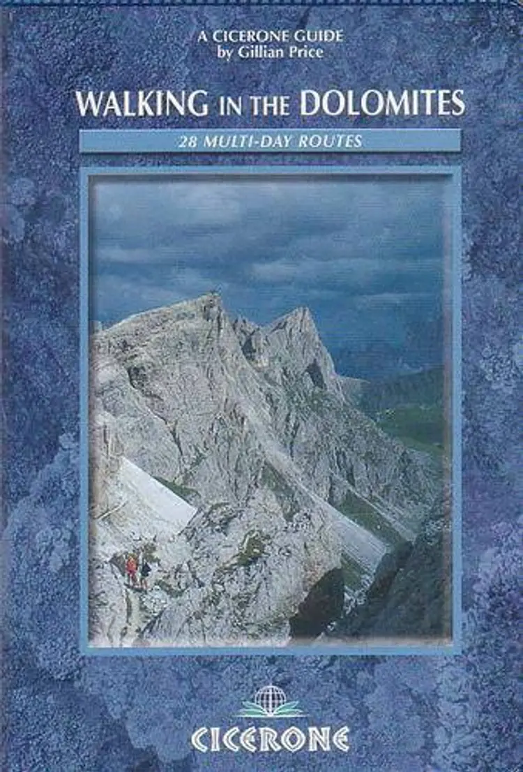 Walking in the dolomites af Gillian price
