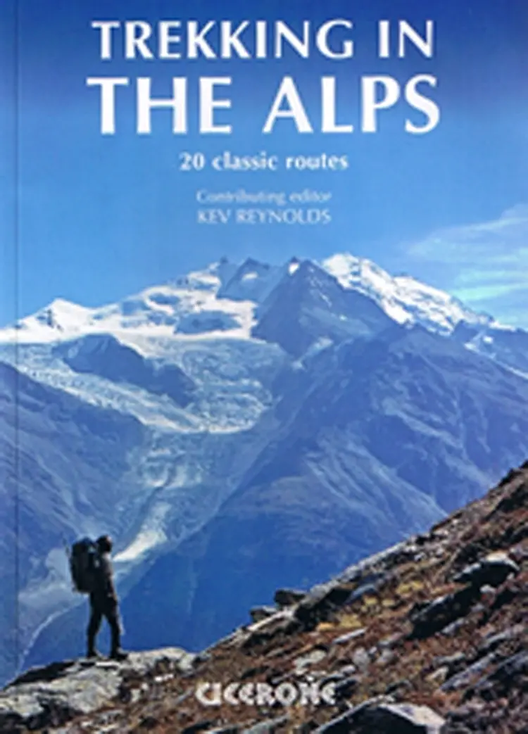 Trekking in the Alps af Kev Reynolds