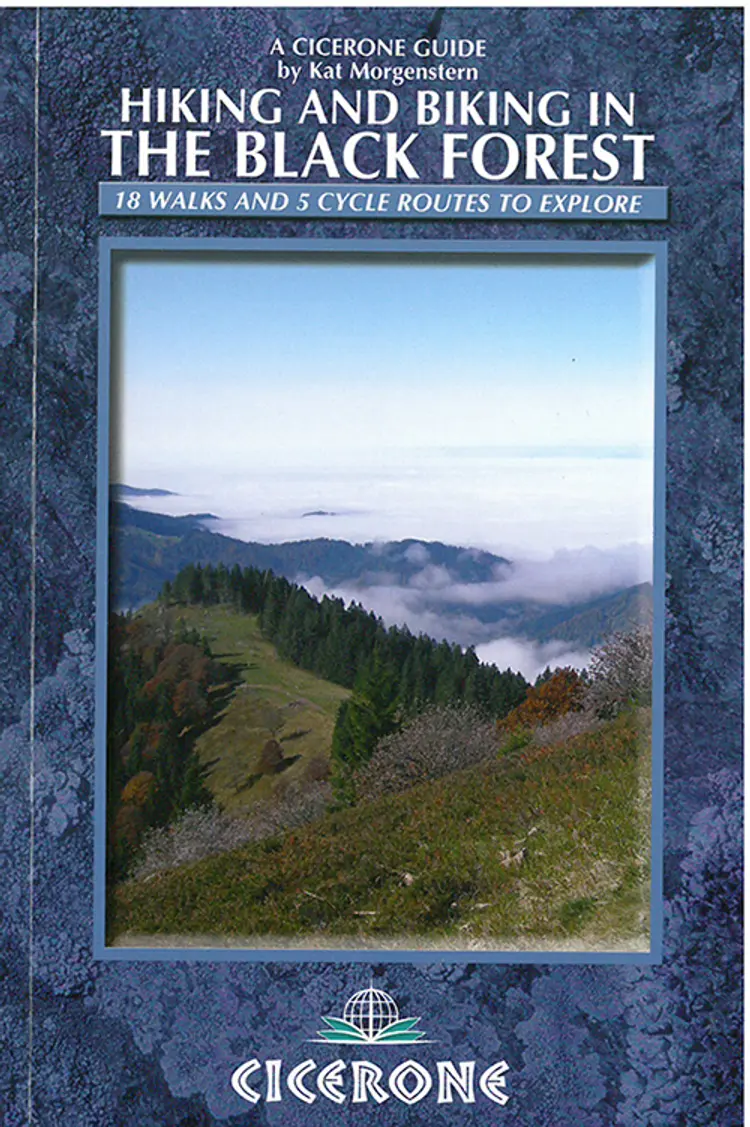 Hiking and Biking in the Black Forest af Kat Morgenstern