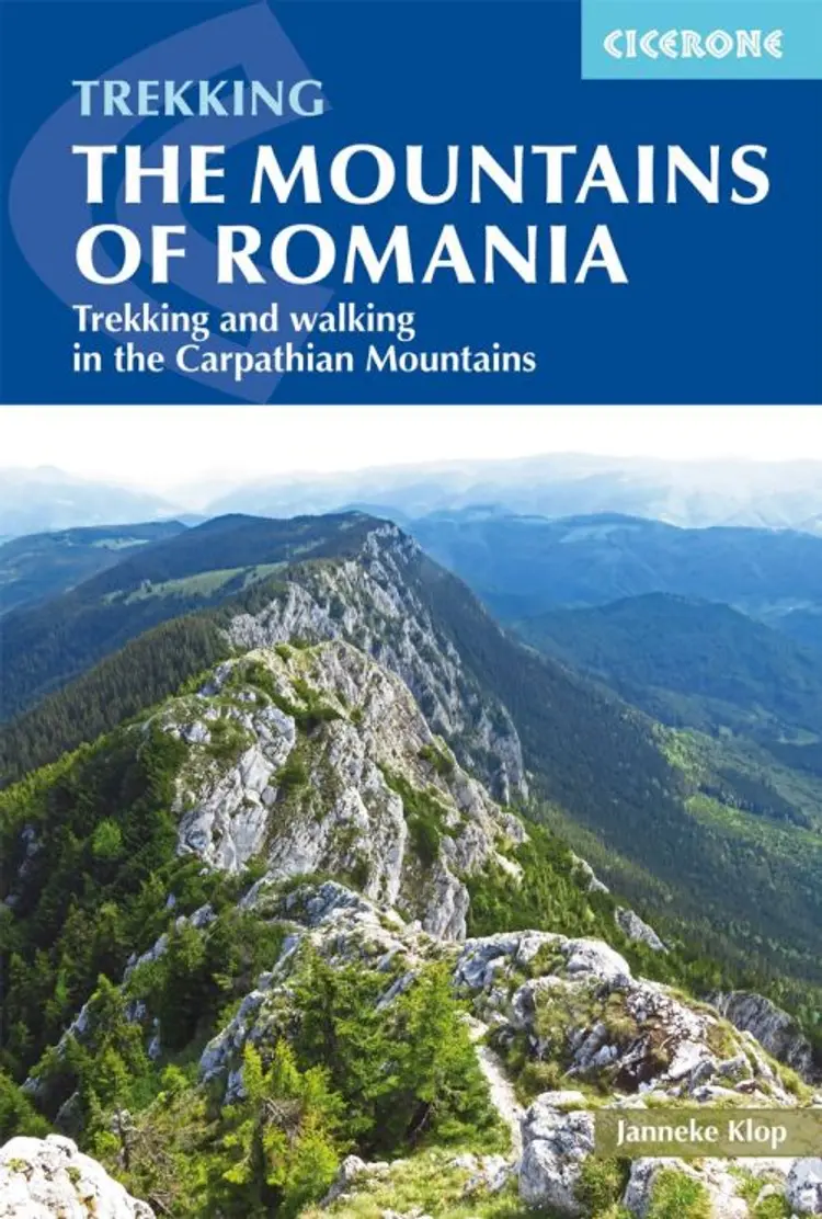 The Mountains of Romania: Trekking and walking in the Carpathian Mountains af James Roberts