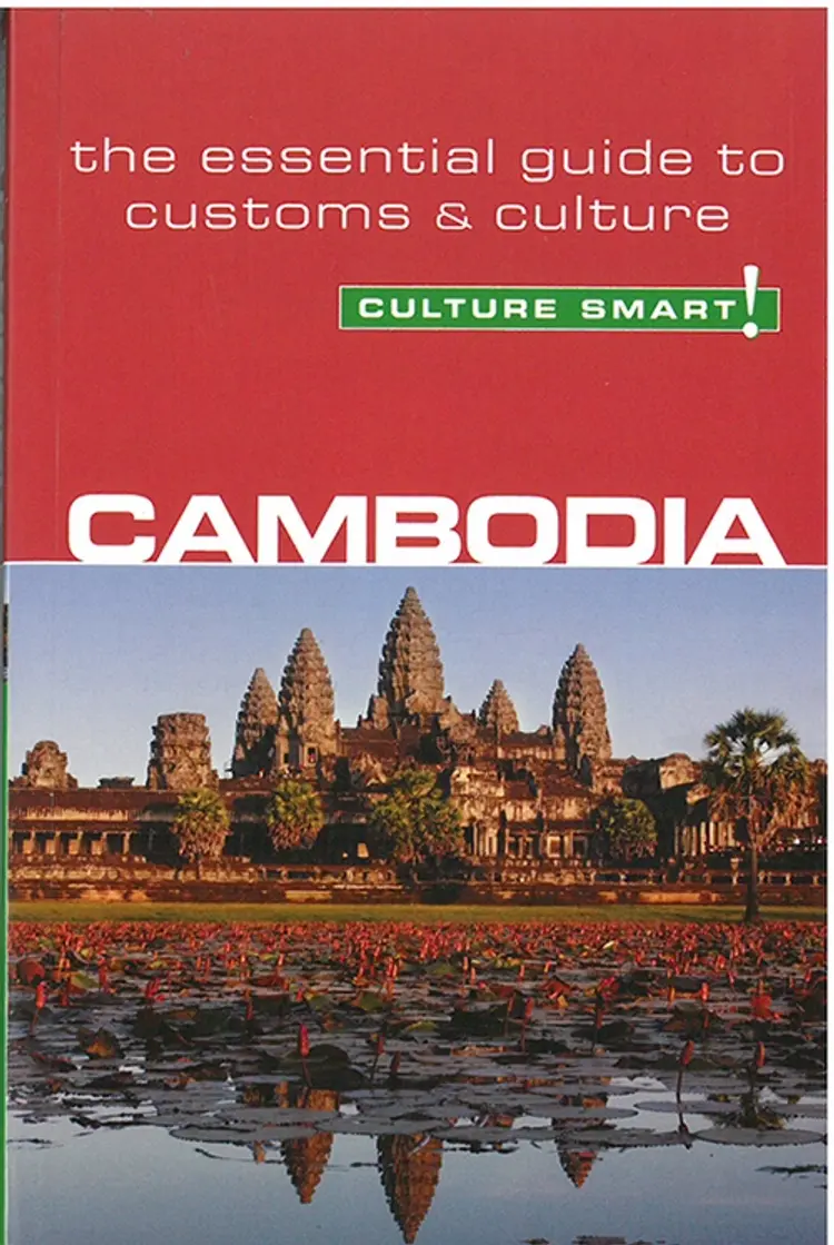 Culture Smart Cambodia: The essential guide to customs & culture af Graham Saunders