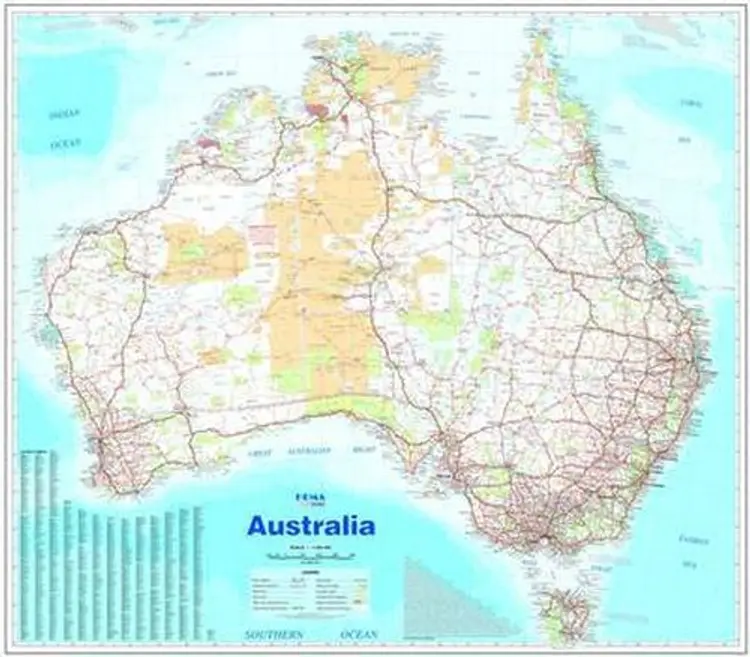 Australia Flat Map Laminated af Hema Maps