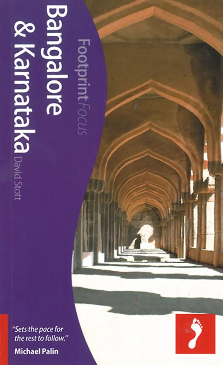 Bangalore & Karnataka af David Stott