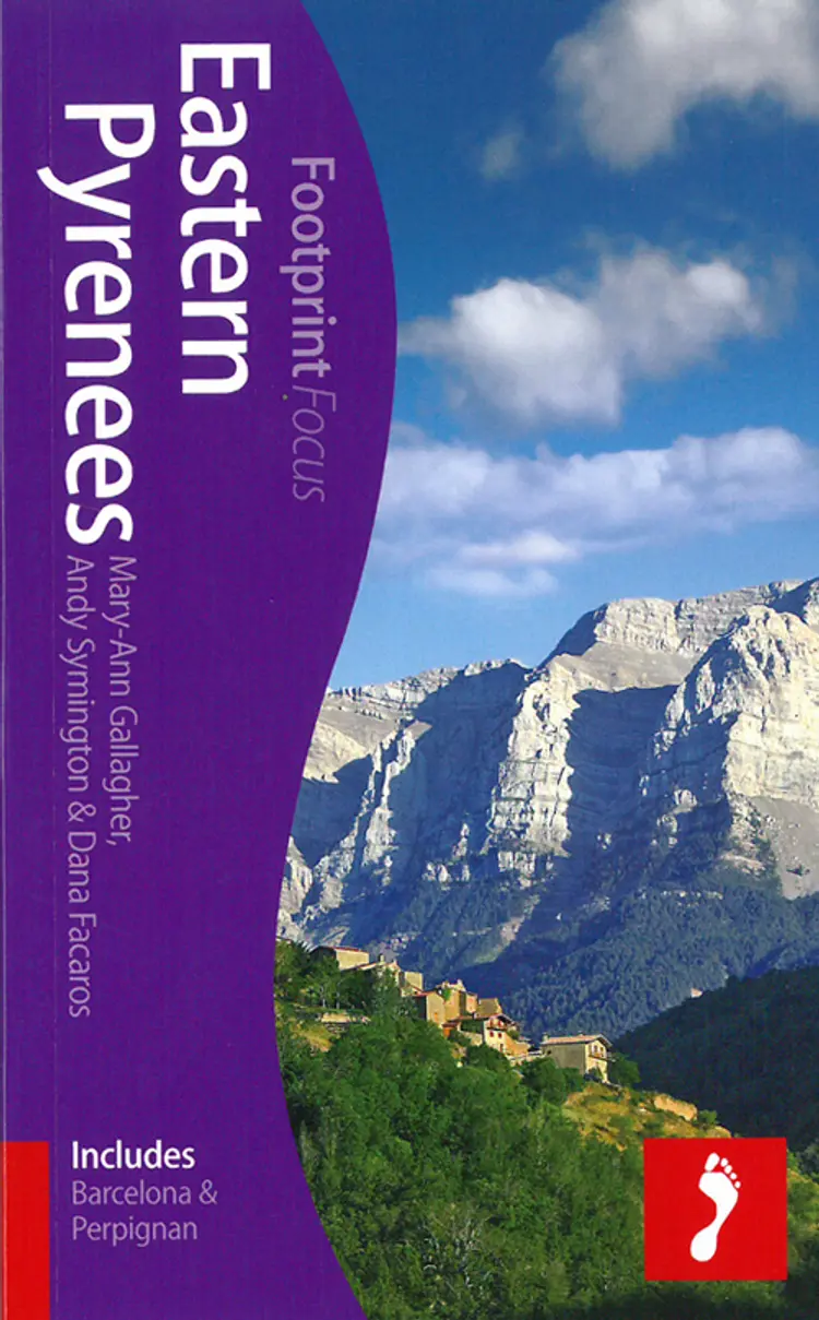 Eastern Pyrenees: Includes Barcelona & Perpignan af Mary-Ann Gallagher