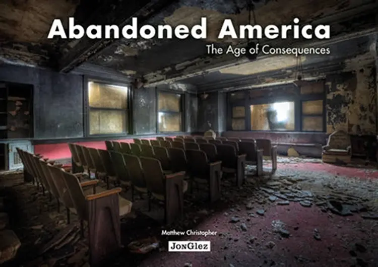 Abandoned America: An Autopsy of the American Dream af Matthew Christopher