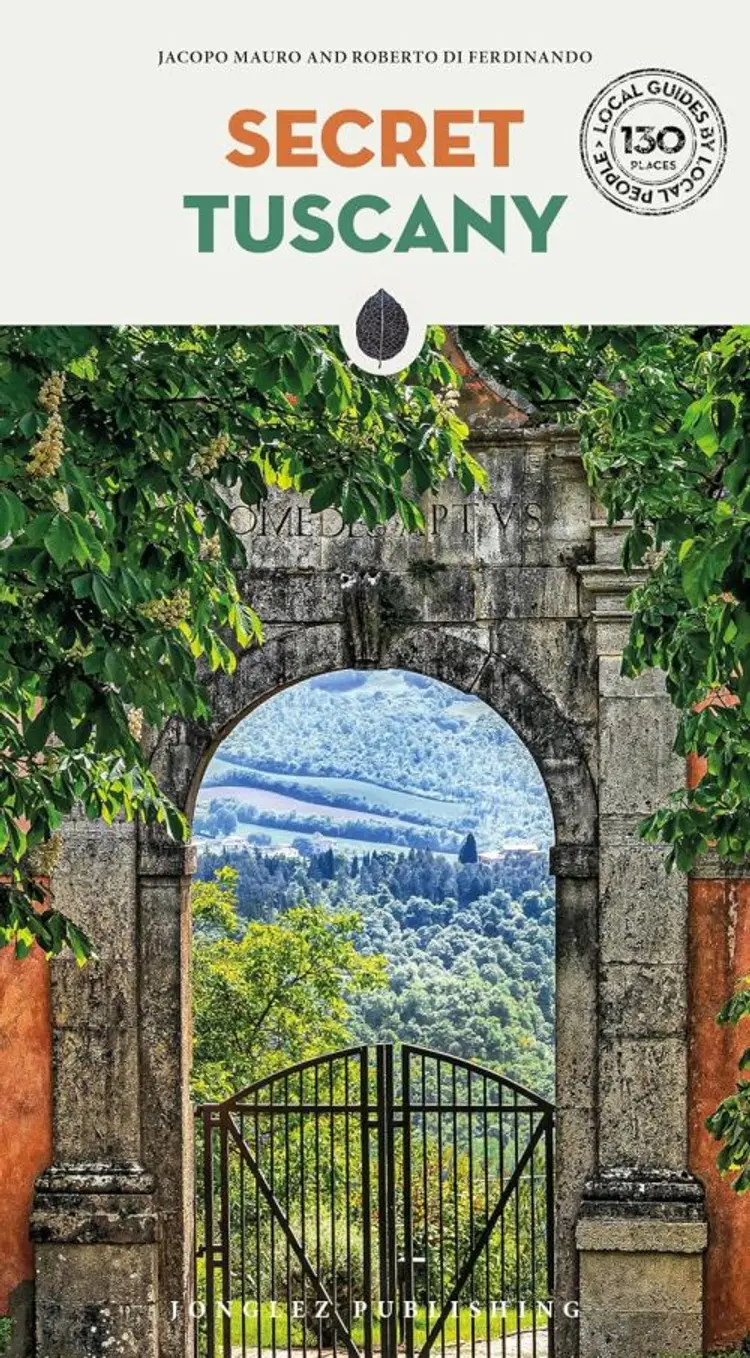 Secret Tuscany af Jacopo Mauro