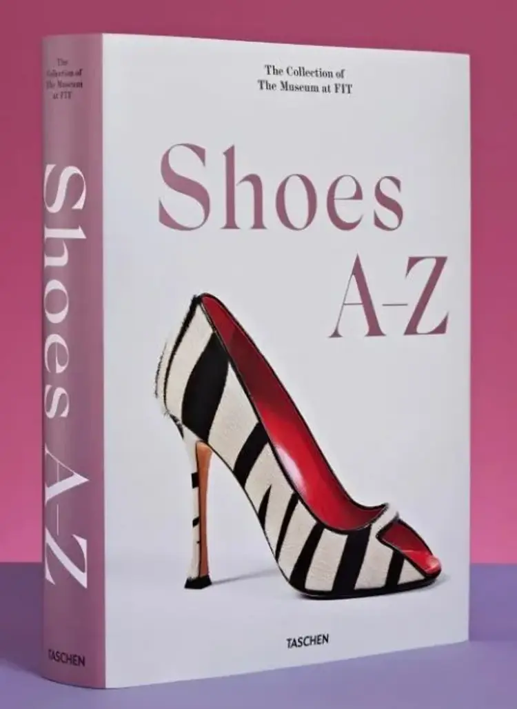 Shoes A-Z. The Collection of The Museum at FIT - Daphne Guinness af Daphne Guinness