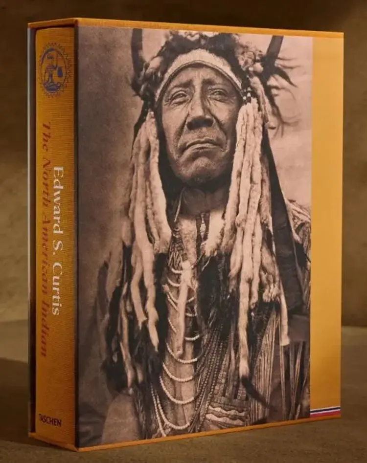 Edward S. Curtis. The North American Indian. The Complete Portfolios af Edward S. Curtis