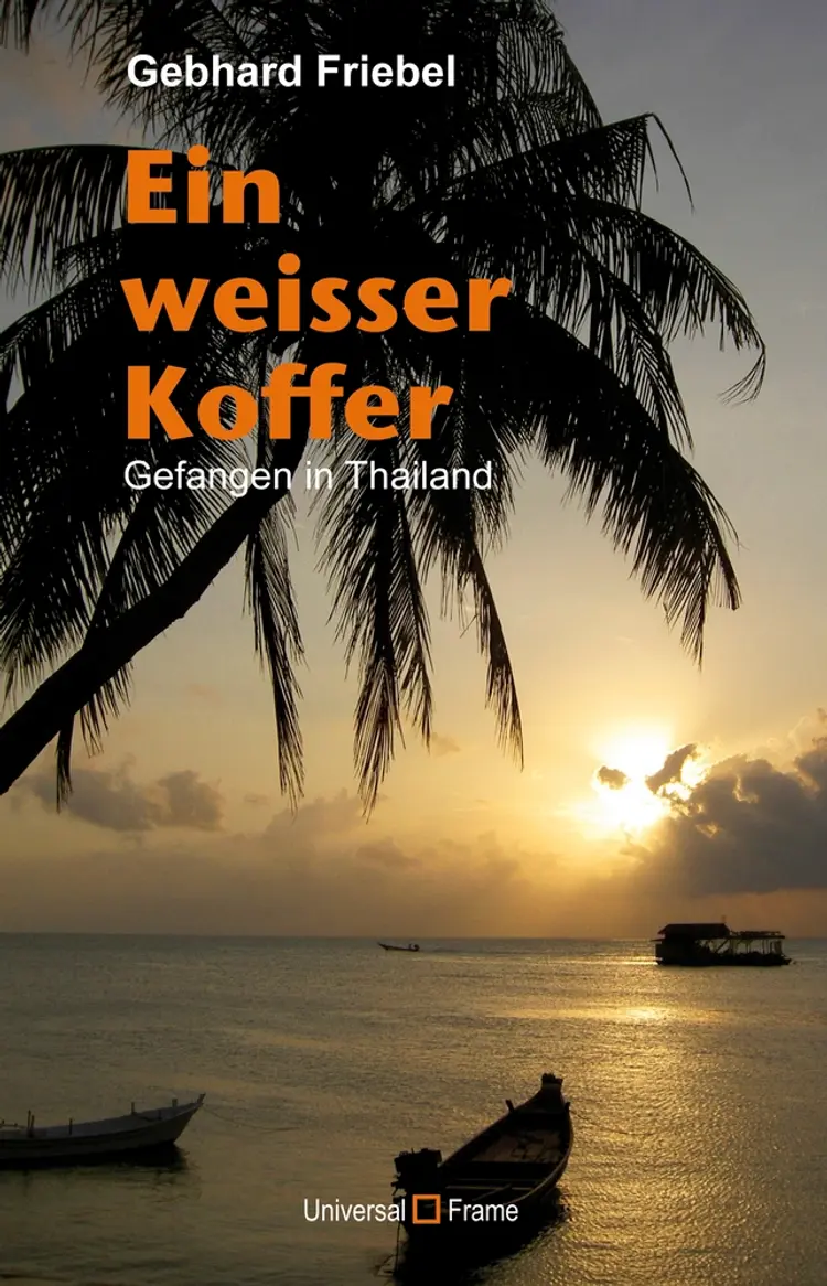Ein weisser Koffer af Gebhard Friebel