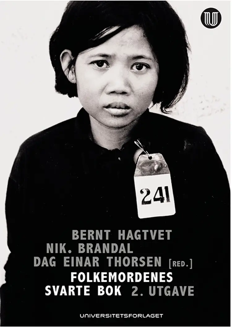 Folkemordenes svarte bok : politisk massevold og systematiske menneskerettighetsbrudd i det 20. århundret - Dag Einar Thorsen (red.), Bernt Hagtvet, Nikolai Brandal af Bernt Hagtvet