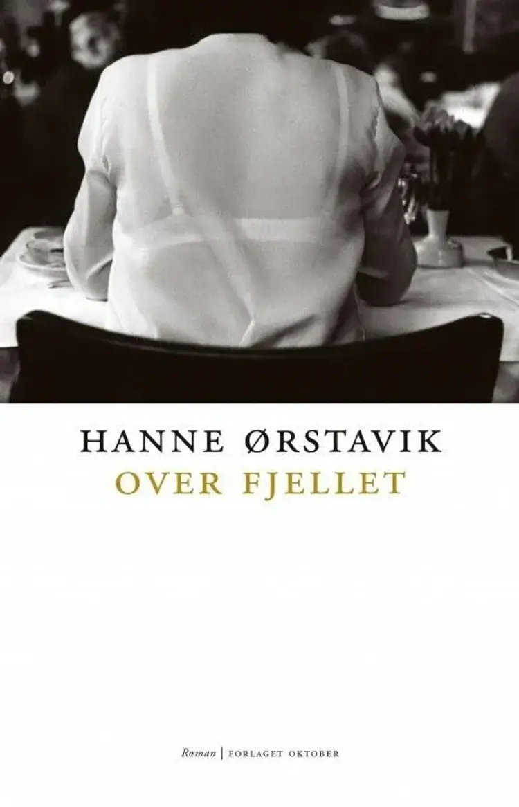 Over fjellet af Hanne Ørstavik