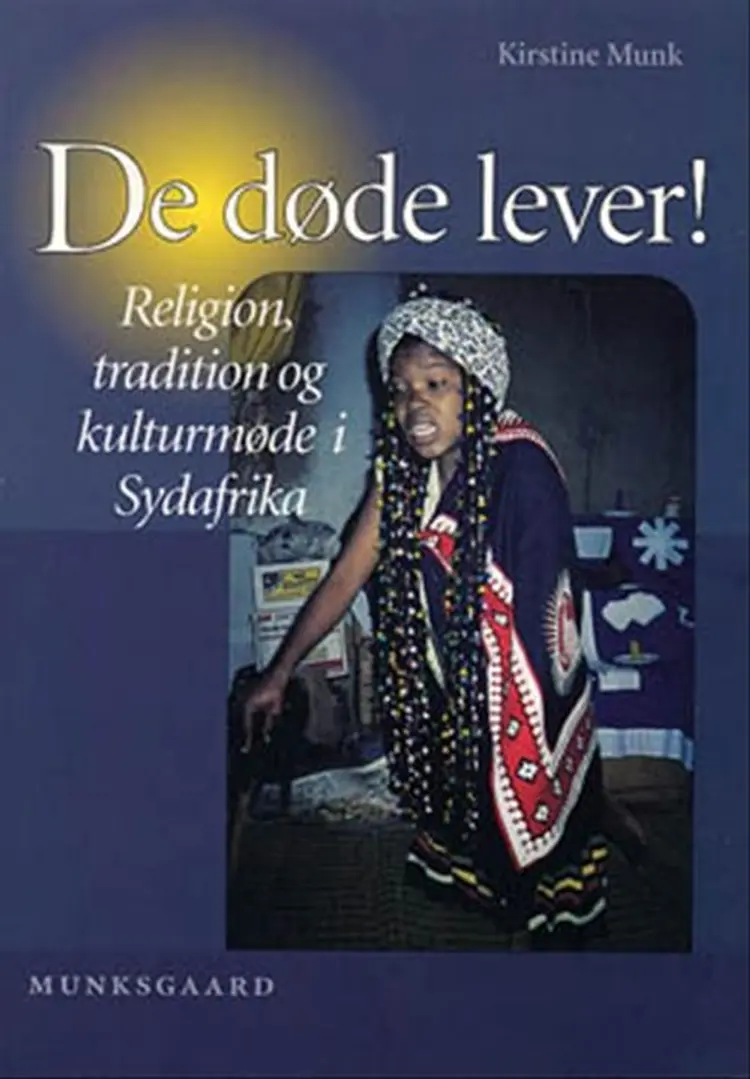 De døde lever! af Kirstine Munk