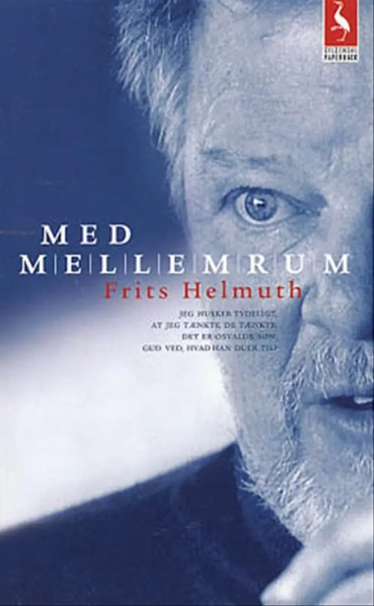 Med mellemrum af Frits Helmuth