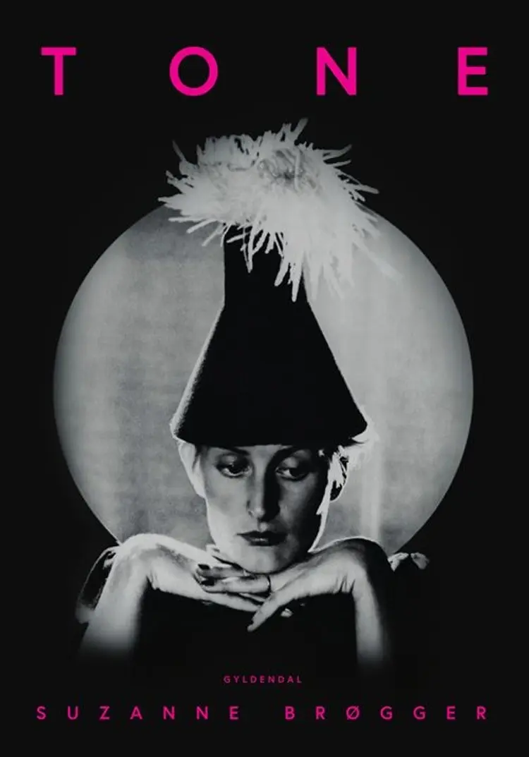 Tone af Suzanne Brøgger