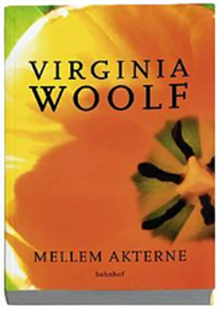 Mellem akterne af Virginia Wolf