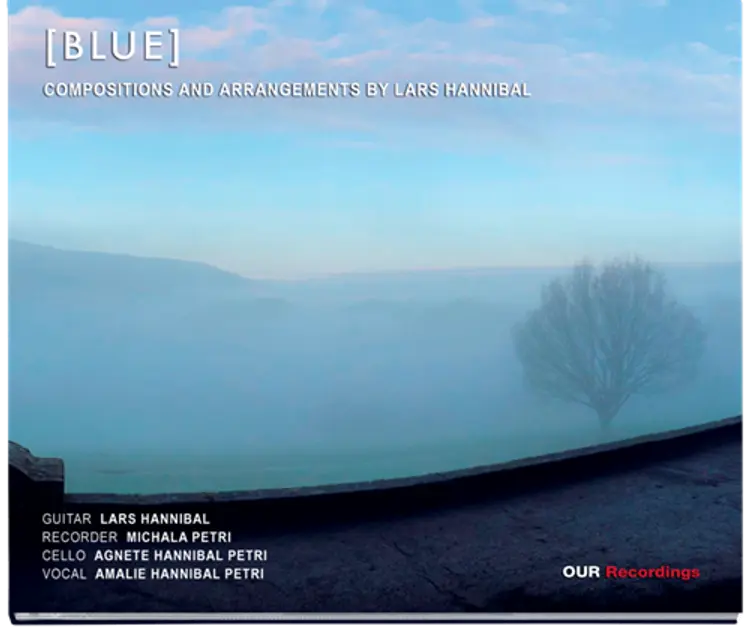 Blue af Lars Hannibal