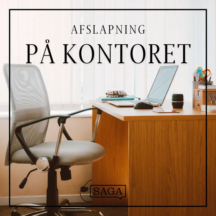 På kontoret – tastatur, papir og kaffekopper af Rasmus Broe