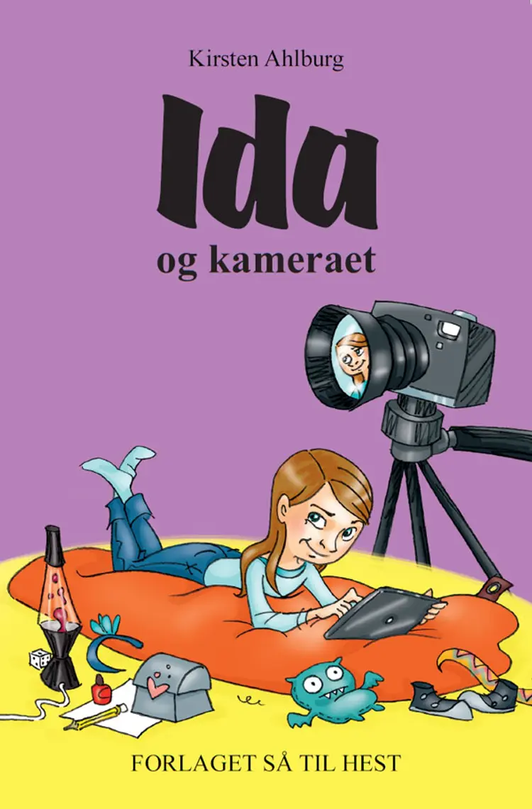 Ida og kameraet af Kirsten Ahlburg
