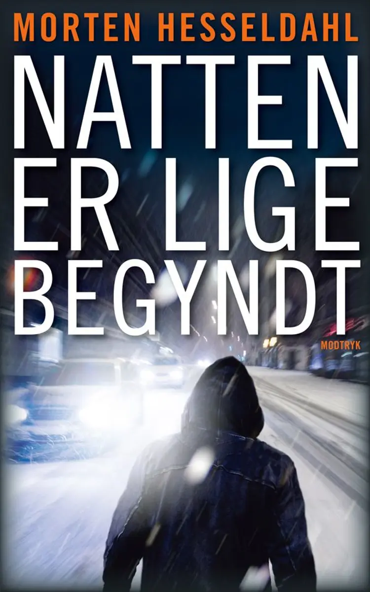 Natten er lige begyndt af Morten Hesseldahl