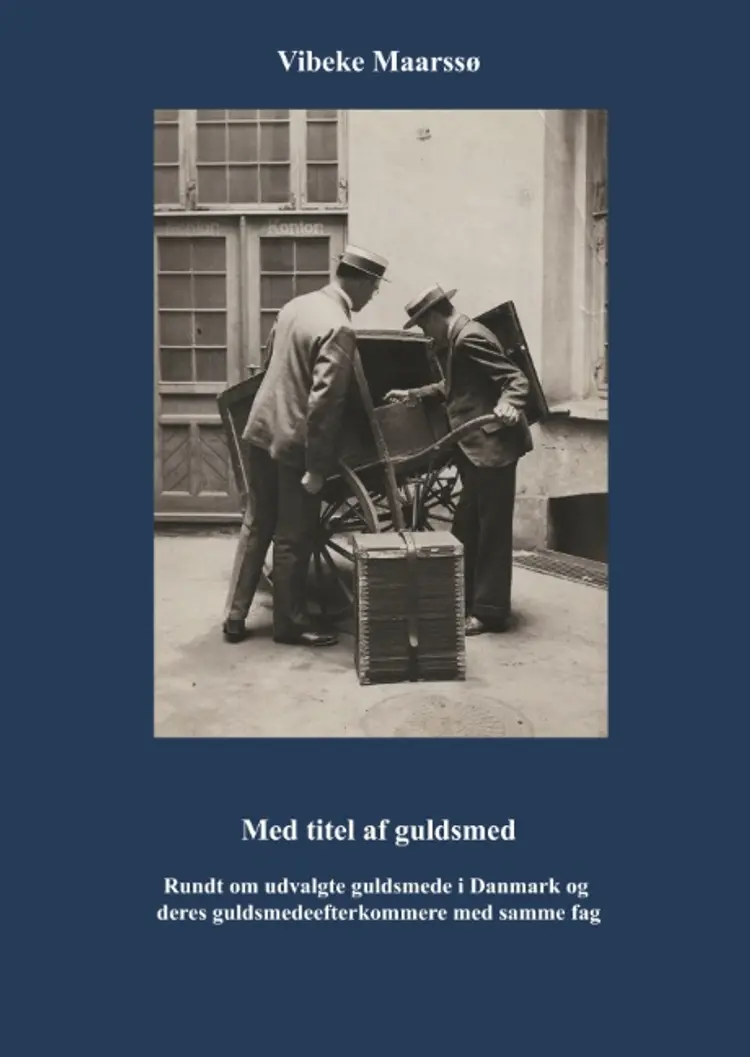 Med titel af guldsmed af Vibeke Maarssø