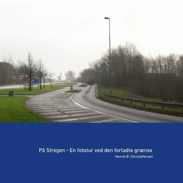 På stregen af Henrik B. Christoffersen