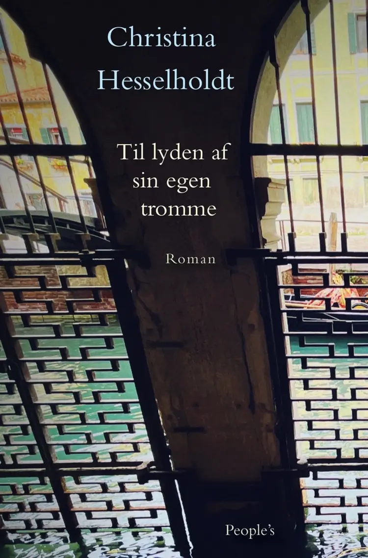 Til lyden af sin egen tromme af Christina Hesselholdt