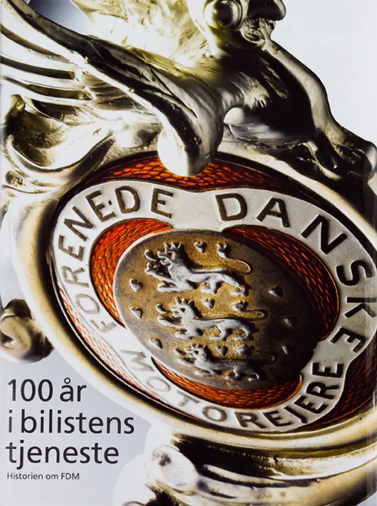100 år i bilistens tjeneste af Frank C. Motzkus