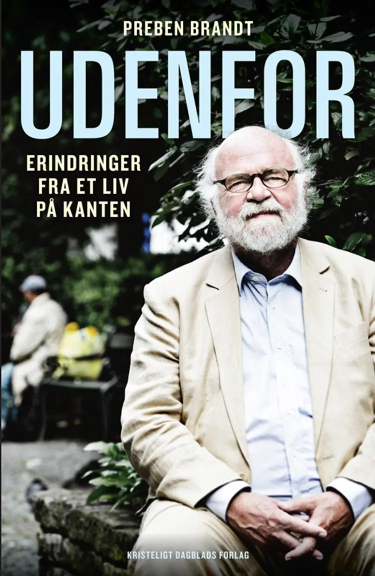 Udenfor af Preben Brandt