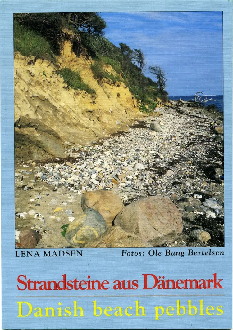 Strandsteine - Beach pebbles af Lena Madsen