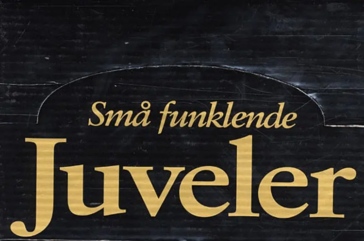 Display med 24 Små funklende juveler