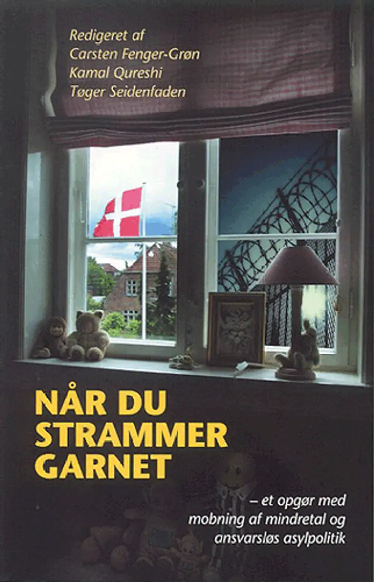 Når du strammer garnet af .