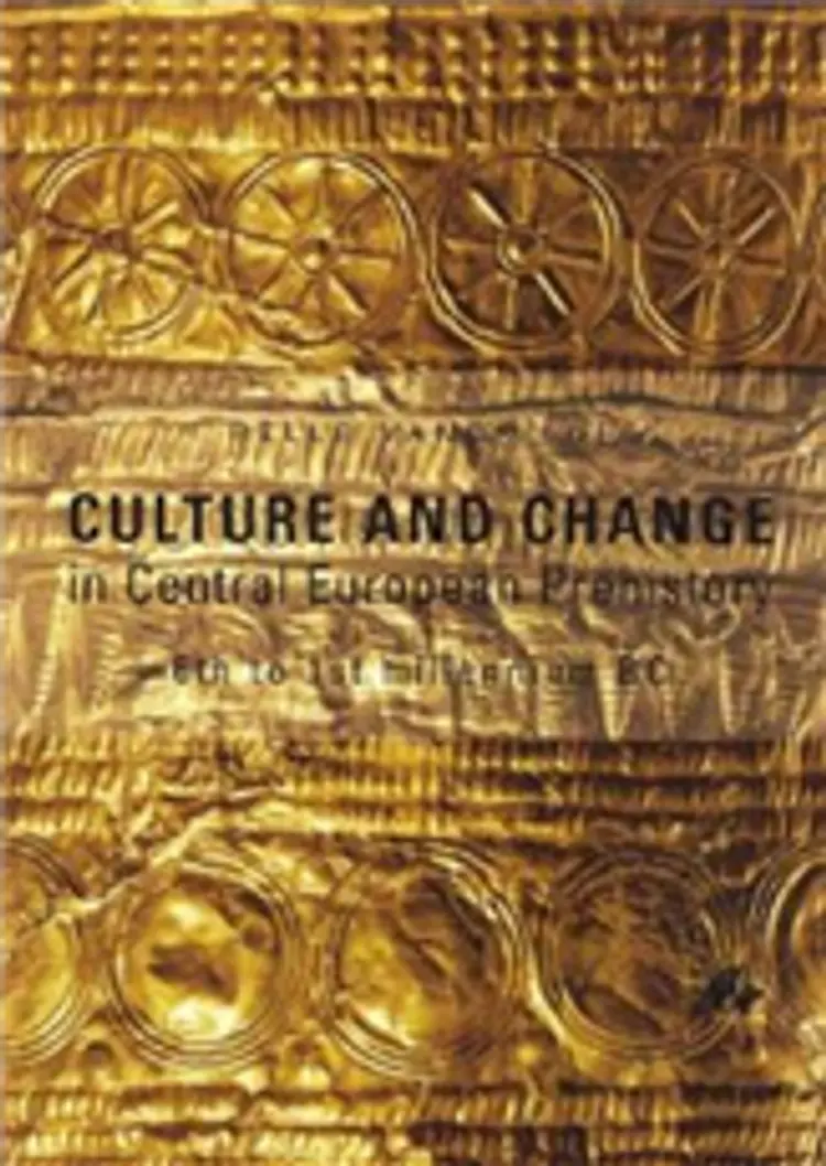 Culture and change in Central European prehistory af Peter Jensen