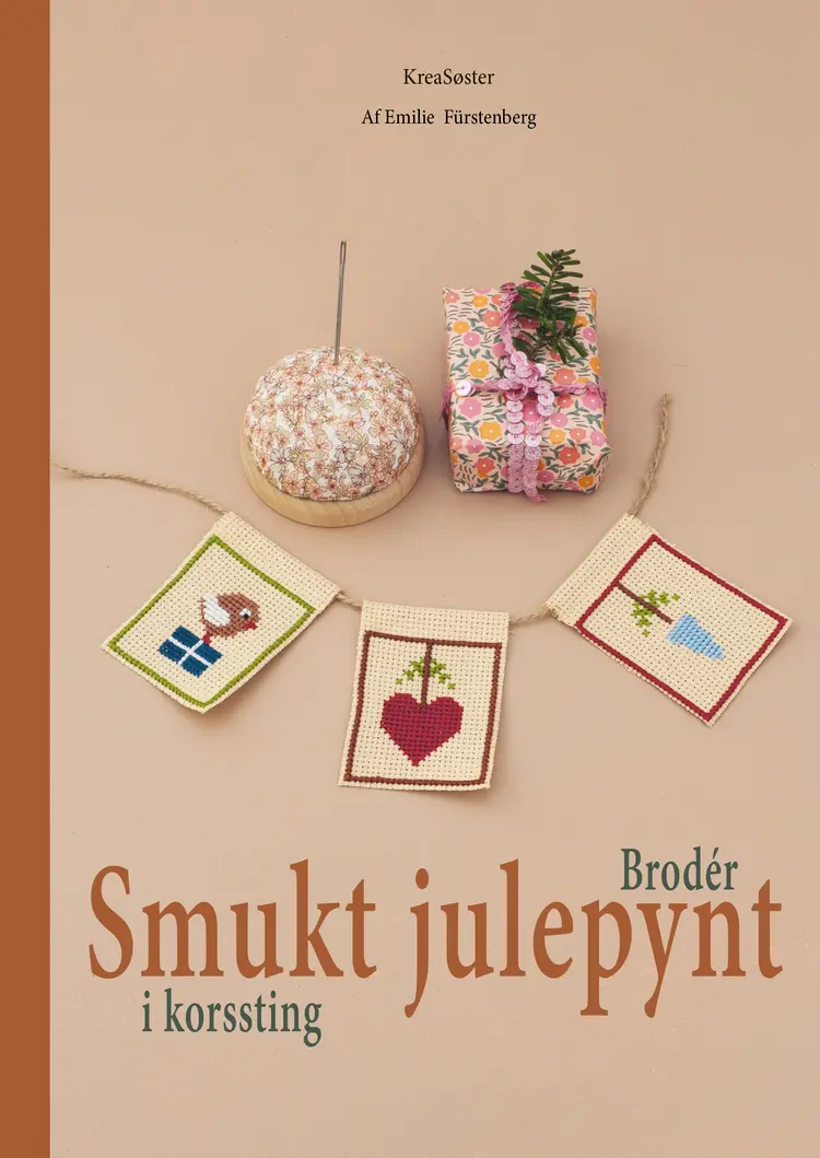 Brodér smukt julepynt i korssting af Emilie Fürstenberg
