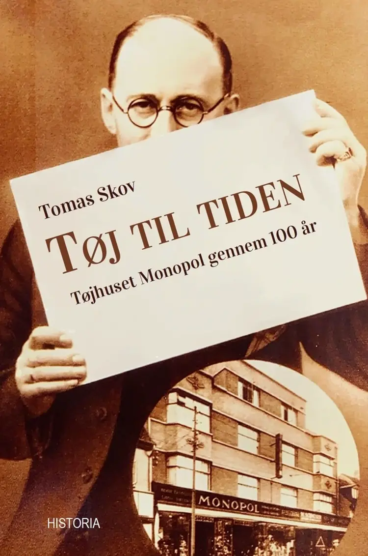 Tøj til tiden af Tomas Skov