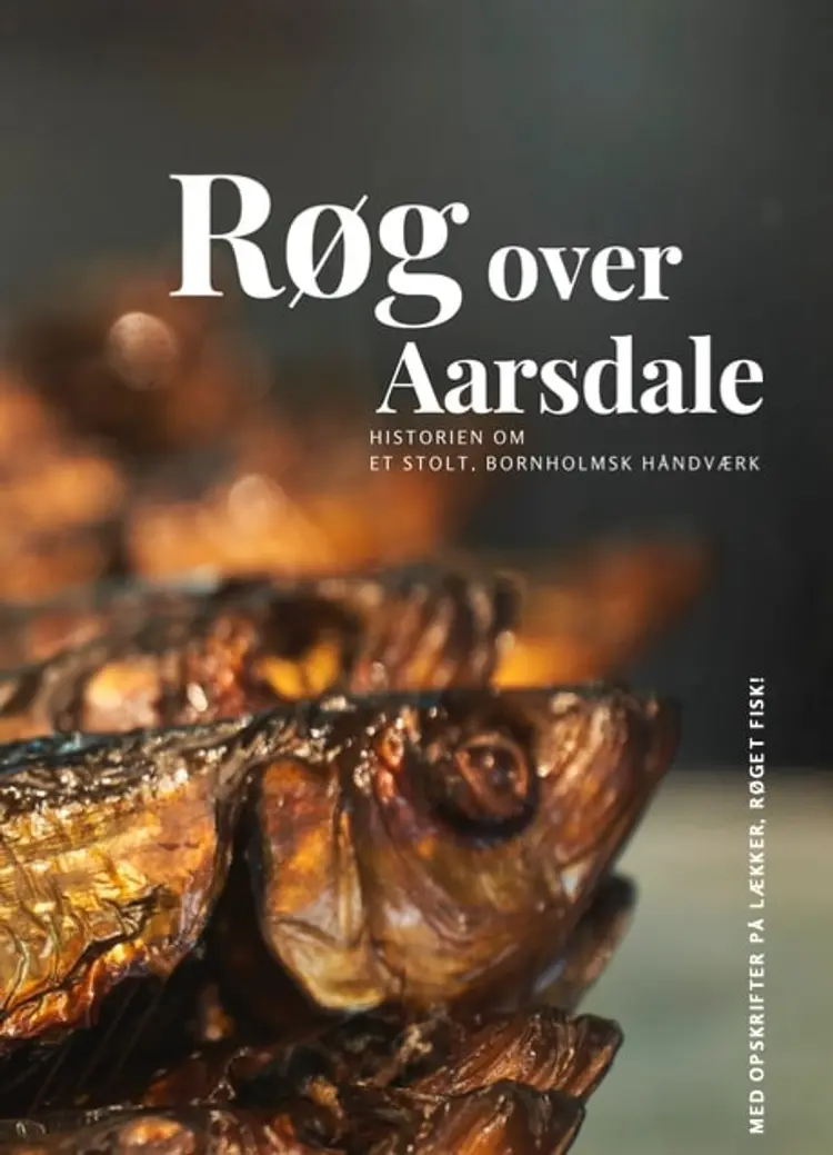 Røg over Aarsdale af Louise Gregersen