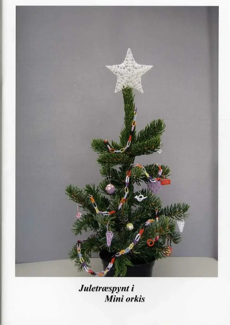 Juletræspynt i Mini orkis af Hanne Lis Madsen