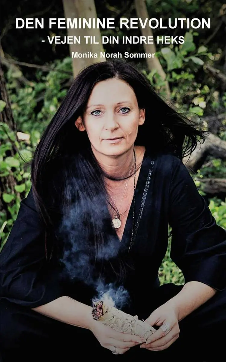 Den feminine revolution af Monika Norah Sommer