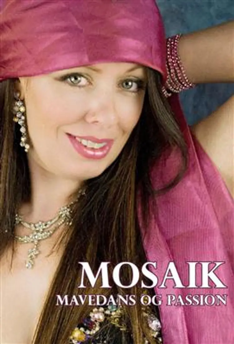 Mosaik, mavedans og passion af 25 mavedansere