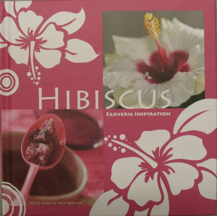 Hibiscus af Helle Graff