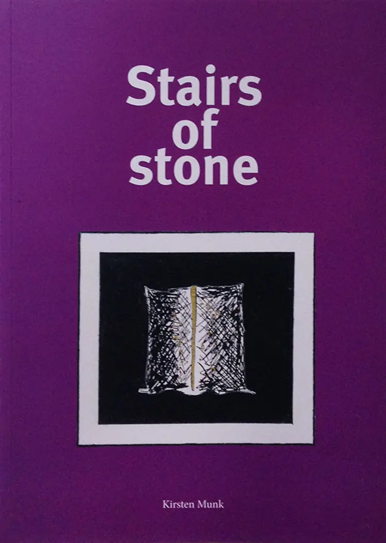 Stairs of stone af Kirsten Munk
