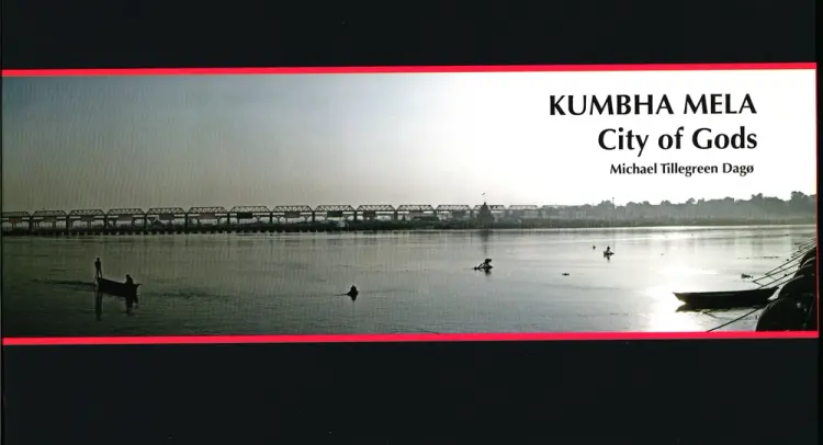 Kumbha Mela - City of Gods af Michael Tillegreen Dagø