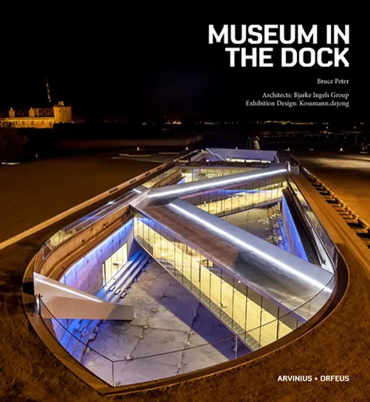 Museum in the Dock af Peter Bruce
