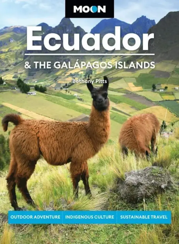 Ecuador & the Galapagos Islands, Moon af Bethany Pitts