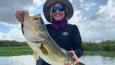Female Fishing Florida license Okeechobee Bass Fishing half day