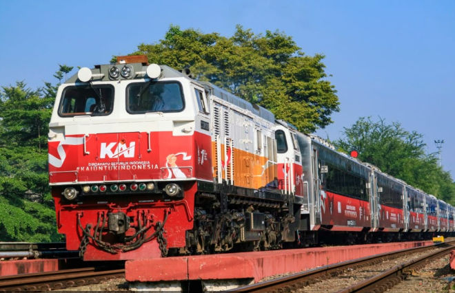 KAI Luncurkan Livery Khusus Peringati Hari Kemerdekaan Indonesia-Image-1 KAI Luncurkan Livery Khusus Peringati Hari Kemerdekaan Indonesia-Image-1