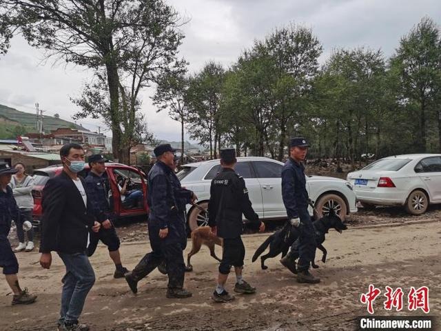 China Alokasikan Bantuan Banjir untuk Qinghai