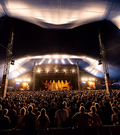 Crowded House, Chaka, Toto, Hilltop Hoods, Missy Higgins - image 2