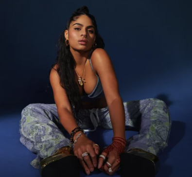 Jessie Reyez logo