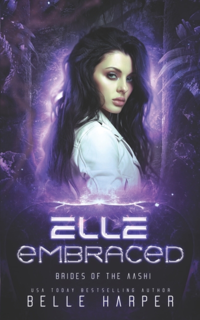 Elle Embraced