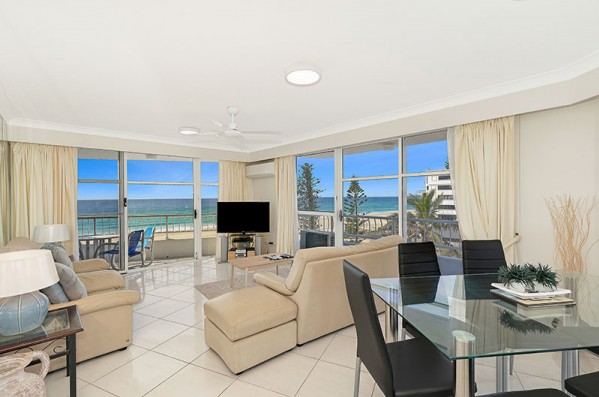 19th Avenue on the Beach Gold Coast